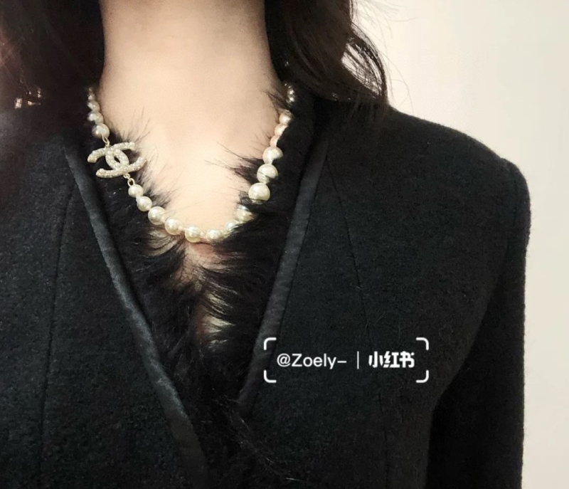 Ch**el necklaces